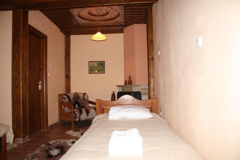Guesthouse To Spiti Τou Gakou Nestorion ห้อง รูปภาพ