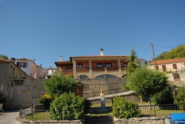 Guesthouse To Spiti Τou Gakou Nestorion ภายนอก รูปภาพ